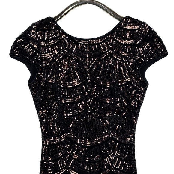 DRESS THE POPULATION TABITHA BRONZE ART DECO SEQUIN CAP SLEEVE SHEATH DRESS - Picture 7 of 16